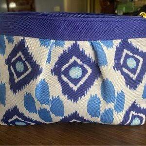 Estee Lauder Blue and White Geometric Cosmetic Bag-EUC